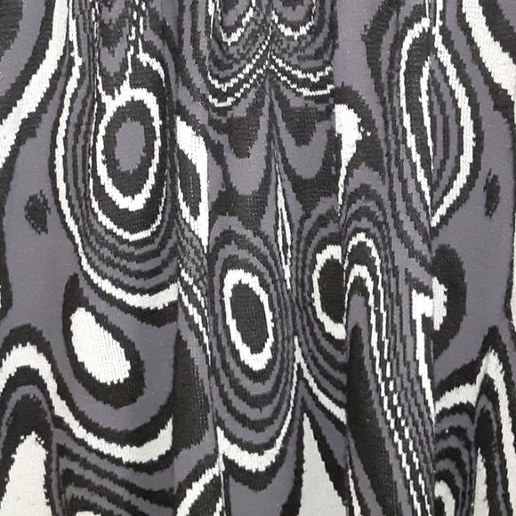 Shirt - Picture 3 of 3